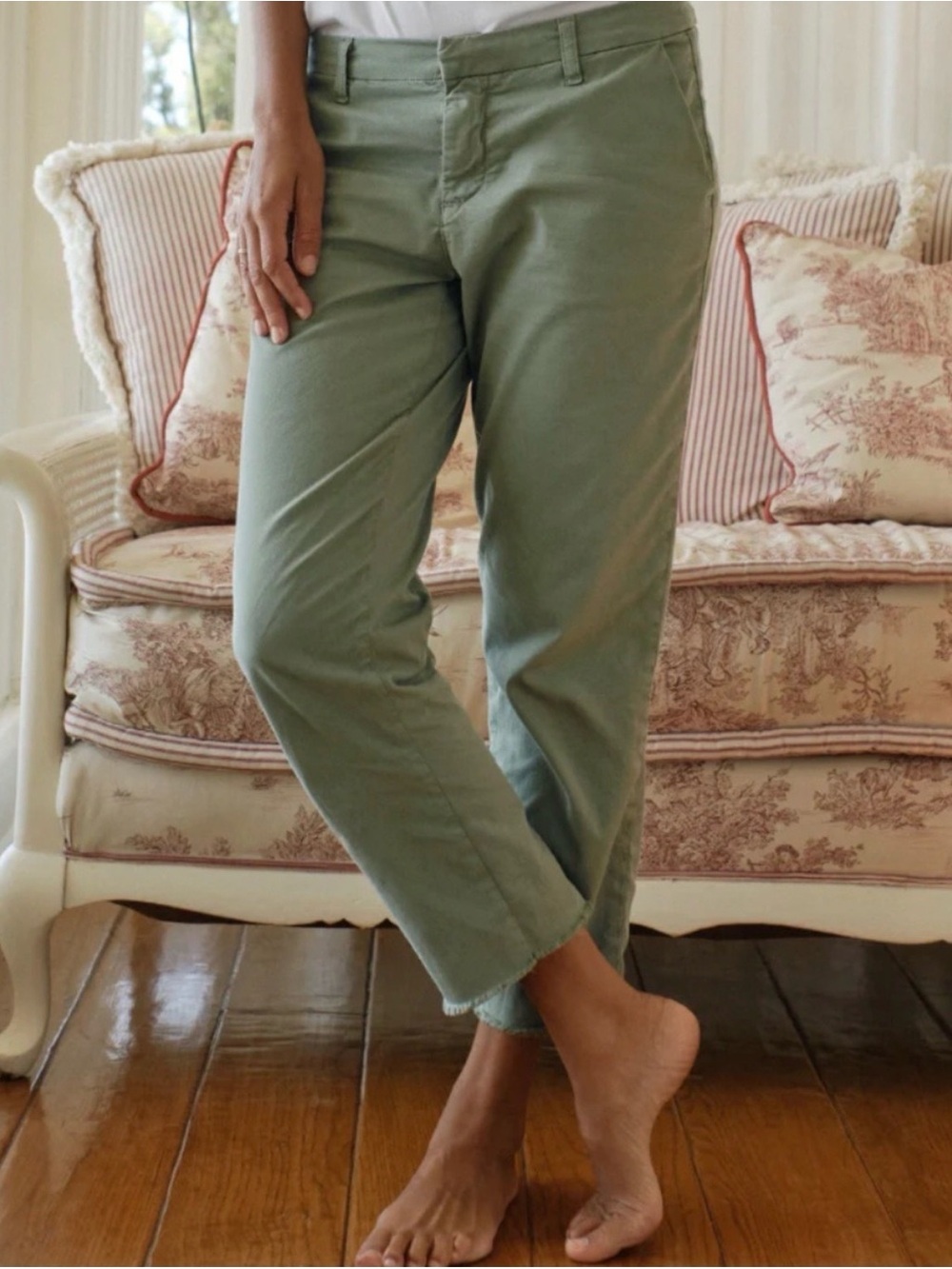 Frank and Eileen Chino Wicklow Crop Size 10 in Green Khaki Beach Casual Pants